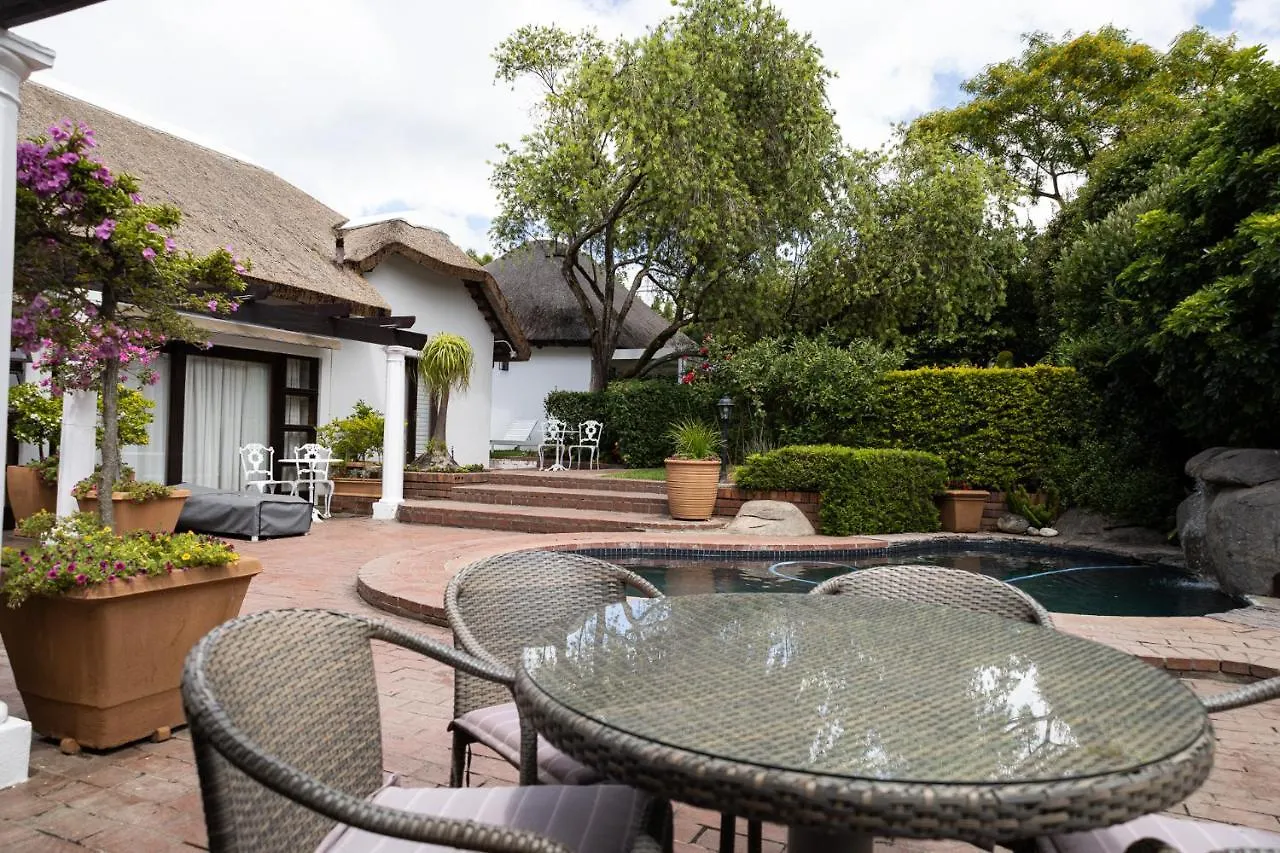 Cape Village Lodge Durbanville 4*,