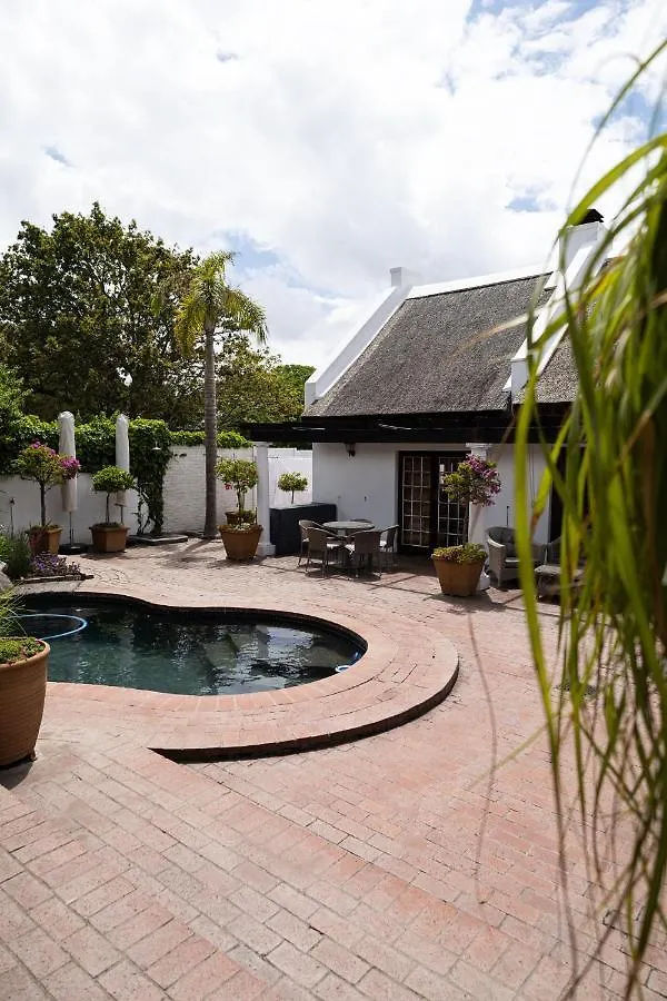 Bed & Breakfast Cape Village Lodge Durbanville