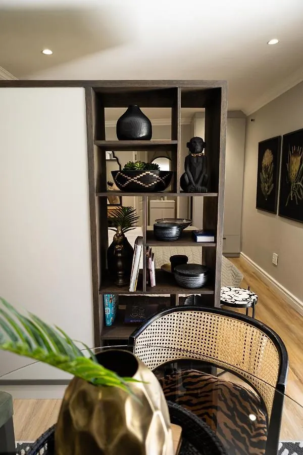 Cape Village Lodge Durbanville